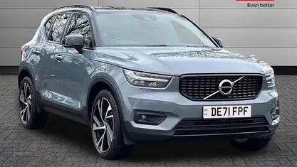 Used 2021 Volvo XC40 R-Design Pro SUV | £24,550 (Fair price)