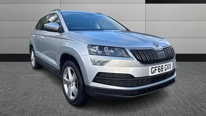 Used Skoda Karoq SE 116 HP (85 kW) 2020 SUV