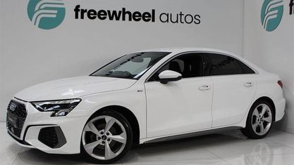 Usado Audi A3 S-Line 150 HP (110 kW) 2023 Branco Sedan