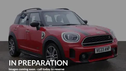 Used Mini Cooper S Exclusive 220 HP (161 kW) 2022 Red Hatchback
