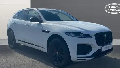 Usado Jaguar F-Pace R-Dynamic 204 HP (150 kW) 2022 Branco SUV