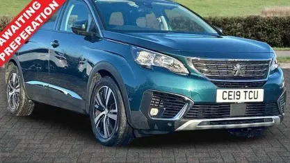 Second-hand Peugeot 5008 Allure 131 CP (96 kW) 2020 SUV