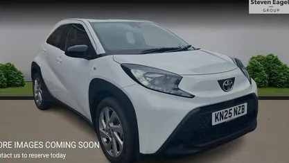 Used Toyota Aygo X PURE 72 HP (52 kW) 2025 SUV