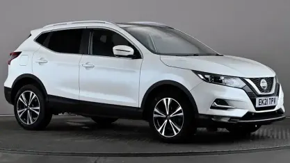 Used Nissan Qashqai N-Connecta 158 HP (116 kW) 2021 White SUV