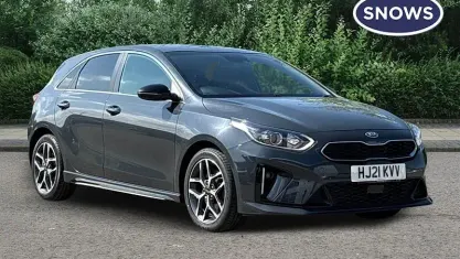 Usado Kia Ceed GT-Line 160 HP (117 kW) 2023 Citadino