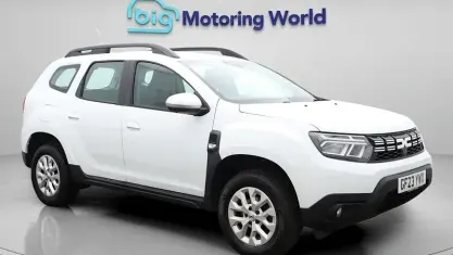 Begagnad Dacia Duster Expression 91 HK (66 kW) 2023 Vit SUV