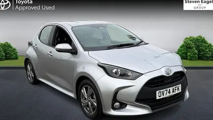 Used 2025 Toyota Yaris Hybrid Hatchback | £18,473 (Good price)