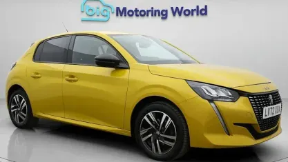 Second-hand Peugeot 208 Allure+ 102 CP (75 kW) 2022 Hatchback