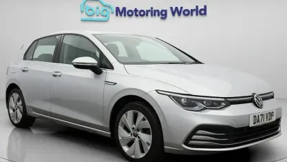 Begagnad VW Golf VIII Style 150 HK (110 kW) 2023 Halvkombi