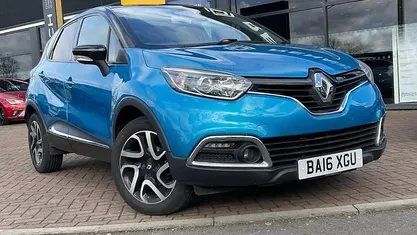 Used Renault Captur Dynamique 90 HP (66 kW) 2016 SUV