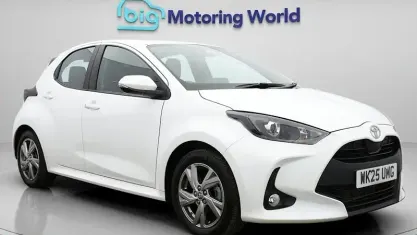 Used Toyota Yaris 116 HP (85 kW) 2025 White Hatchback