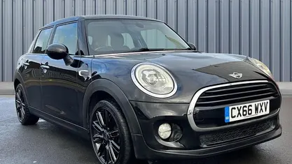 Used Mini Cooper Hatch 136 HP (100 kW) 2016 Hatchback