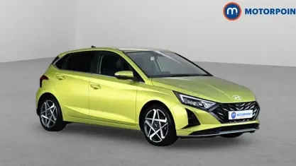 Used Hyundai i20 Premium 101 HP (74 kW) 2025 Green Hatchback