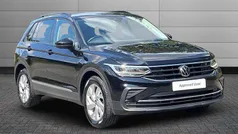 Black Used 2022 VW Tiguan Life SUV | £20,990 (Good price)