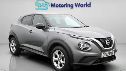 Used Nissan Juke N-Connecta 114 HP (83 kW) 2022 Grey SUV