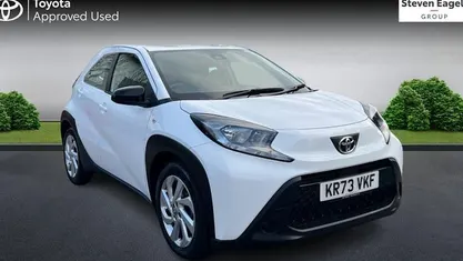 Used Toyota Aygo X PURE 72 HP (52 kW) 2025 SUV