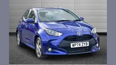 Juniper blue Used 2025 Toyota Yaris Hybrid Hatchback | £18,998 (Good price)