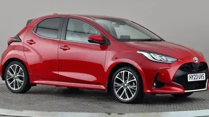 Used Toyota Yaris 116 HP (85 kW) 2023 Red Hatchback