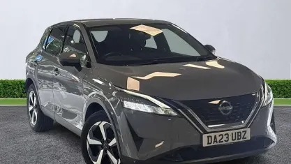 Used Nissan Qashqai N-Connecta 190 HP (139 kW) 2023 Grey SUV