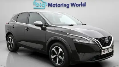 Used Nissan Qashqai N-Connecta 140 HP (102 kW) 2022 Black SUV