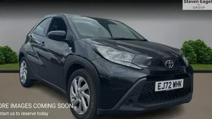 Used Toyota Aygo X PURE 72 HP (52 kW) 2025 SUV
