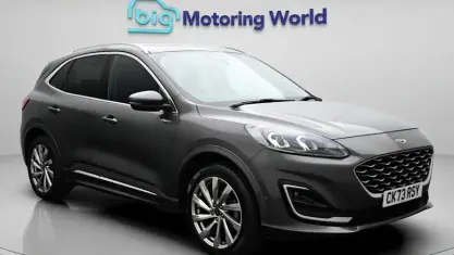 Usado Ford Kuga Vignale 224 HP (164 kW) 2023 SUV