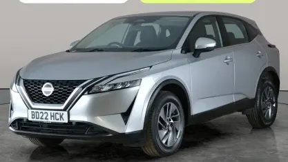 Used Nissan Qashqai Acenta Premium 140 HP (102 kW) 2022 Silver SUV