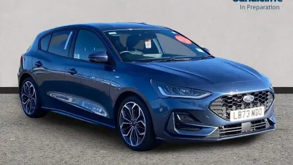 Used Ford Focus ST-Line X 125 HP (91 kW) 2023 Blue Hatchback