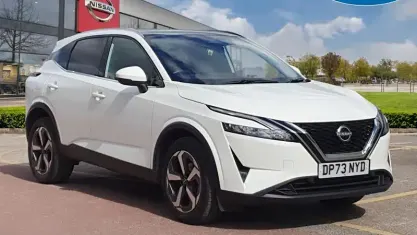 Usado Nissan Qashqai N-Connecta 140 CV (102 kW) 2023 Blanco SUV