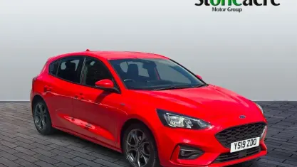 Used Ford Focus ST-Line 125 HP (91 kW) 2019 Red Hatchback