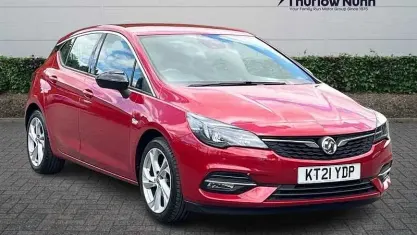 Used Vauxhall Astra SRi 145 HP (106 kW) 2021 Hot red Hatchback