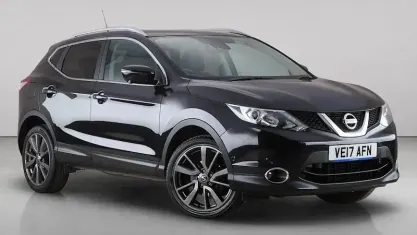 Used Nissan Qashqai Tekna 131 HP (96 kW) 2017 Black SUV
