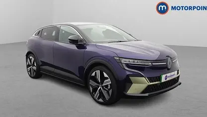 Blue/black Used 2025 Renault Megane E-Tech Iconic Hatchback | £22,999 (Fair price)
