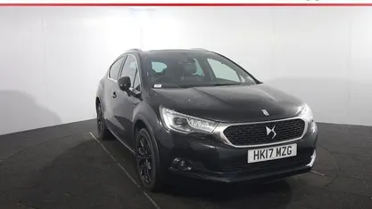 Used DS Automobiles DS4 120 HP (88 kW) 2017 Black Hatchback