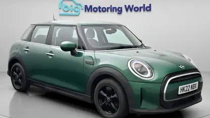 Used Mini Cooper Classic 136 HP (100 kW) 2022 Green Hatchback