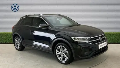 Used VW T-Roc R-line 150 HP (110 kW) 2025 Black SUV