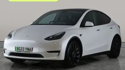 Usado Tesla Model Y Performance 392 kW (534 CV) 2023 Blanco SUV