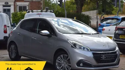 Used Peugeot 208 Allure 82 HP (60 kW) 2017 Silver Hatchback