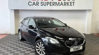 Used Volvo V40 SE Lux 150 HP (110 kW) 2015 Hatchback
