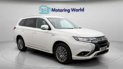 Used 2018 Mitsubishi Outlander P-HEV Estate | £12,800 (Fair price)