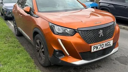 Used Peugeot 2008 Allure 101 HP (74 kW) 2021 SUV