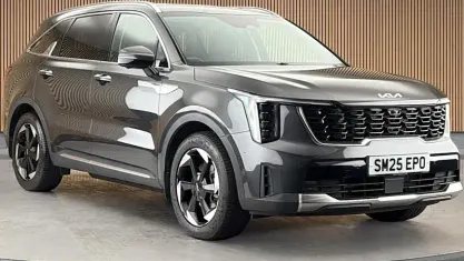Used Kia Sorento 261 HP (191 kW) 2025 Grey SUV