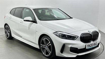 Używany BMW 118 M Sport 150 KM (110 kW) 2020 Biały Hatchback