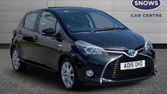 Used 2016 Toyota Yaris Hybrid Hatchback | £9,624 (Fair price)