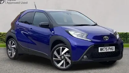New Toyota Aygo X 72 HP (52 kW) 2025 Juniper blue bitone SUV