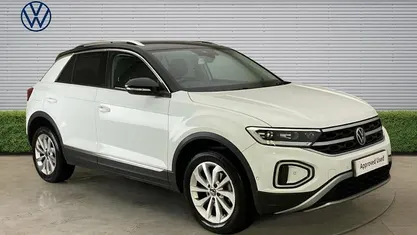 Used VW T-Roc Style 150 HP (110 kW) 2025 SUV
