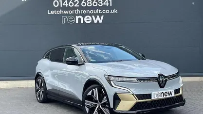 Used 2023 Renault Megane E-Tech Iconic Hatchback | £21,495 (Fair price)