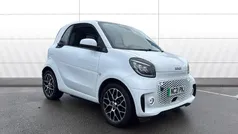 White Used 2021 Smart ForTwo Electric Drive Exclusive Coupe | £8,932 (Fair price)