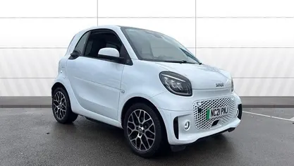 White Used 2021 Smart ForTwo Electric Drive Exclusive Coupe | £8,925 (Fair price)