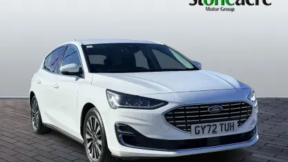 Used Ford Focus Titanium 155 HP (114 kW) 2022 White Hatchback